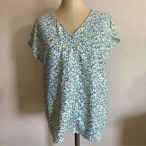 Hilary Radley Women's Patterned Short Sleeve Blouse Size Medium